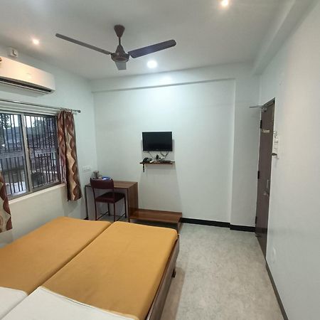 Hotel Parth Residency Kolhapur Exterior foto