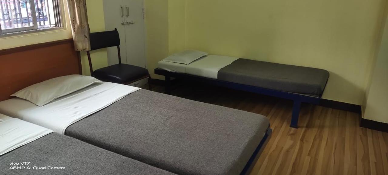 Hotel Parth Residency Kolhapur Exterior foto