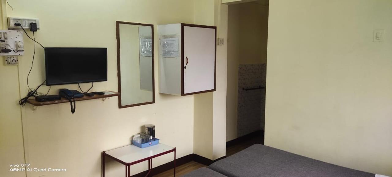 Hotel Parth Residency Kolhapur Exterior foto