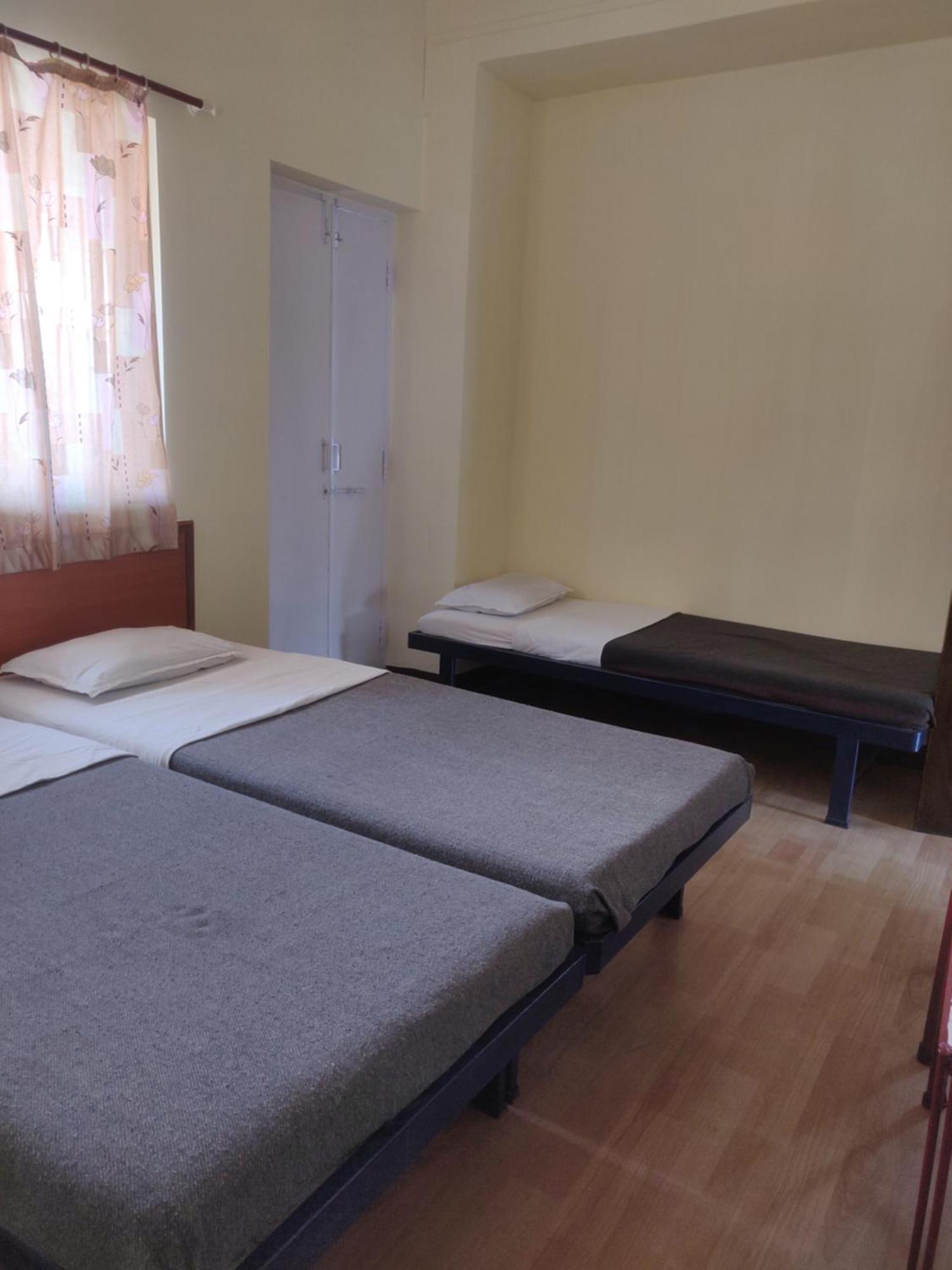 Hotel Parth Residency Kolhapur Exterior foto