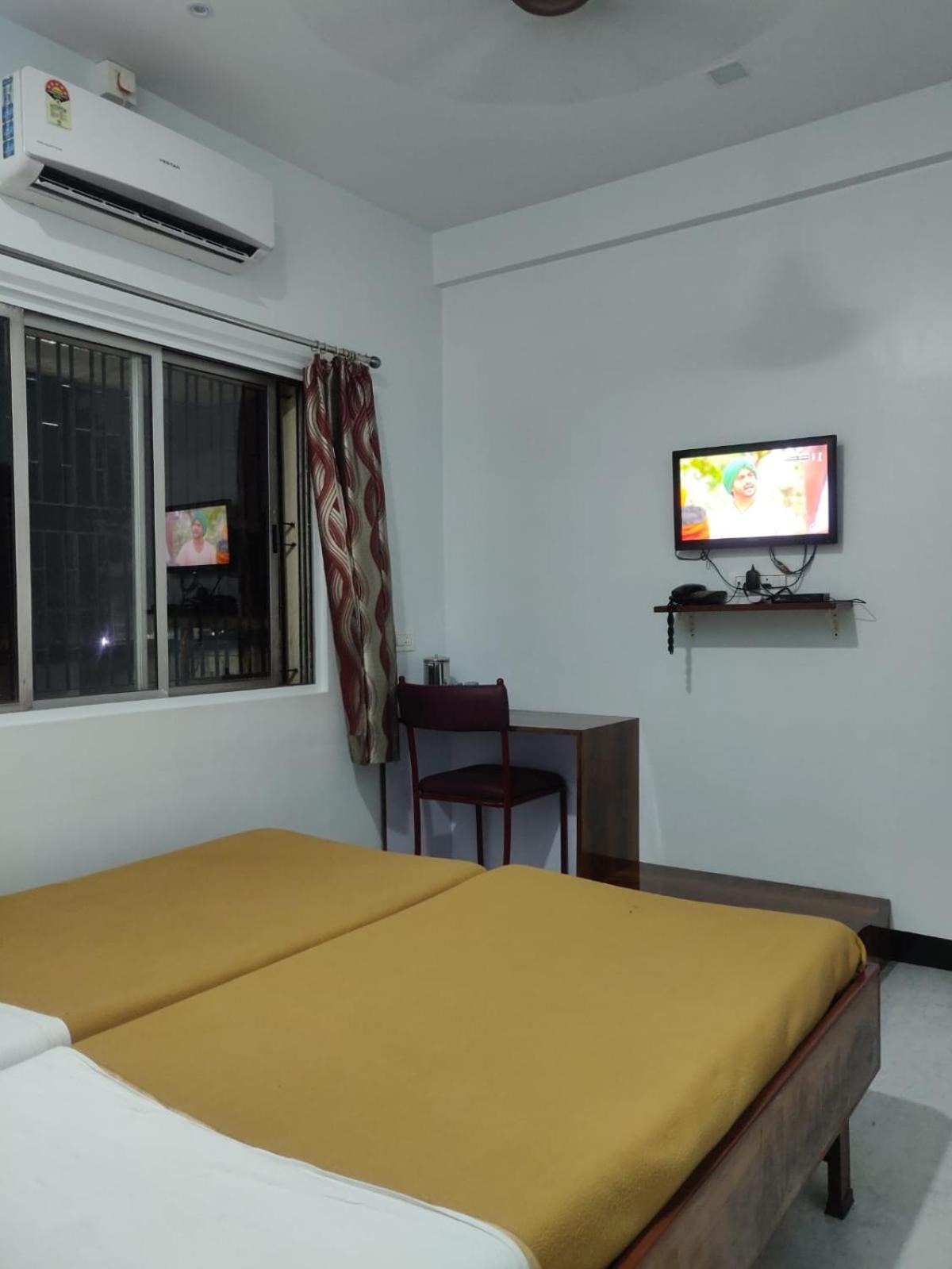 Hotel Parth Residency Kolhapur Exterior foto