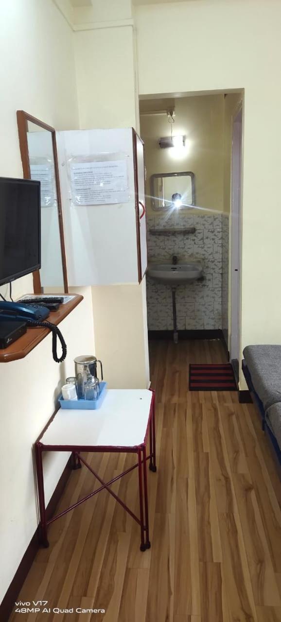 Hotel Parth Residency Kolhapur Exterior foto