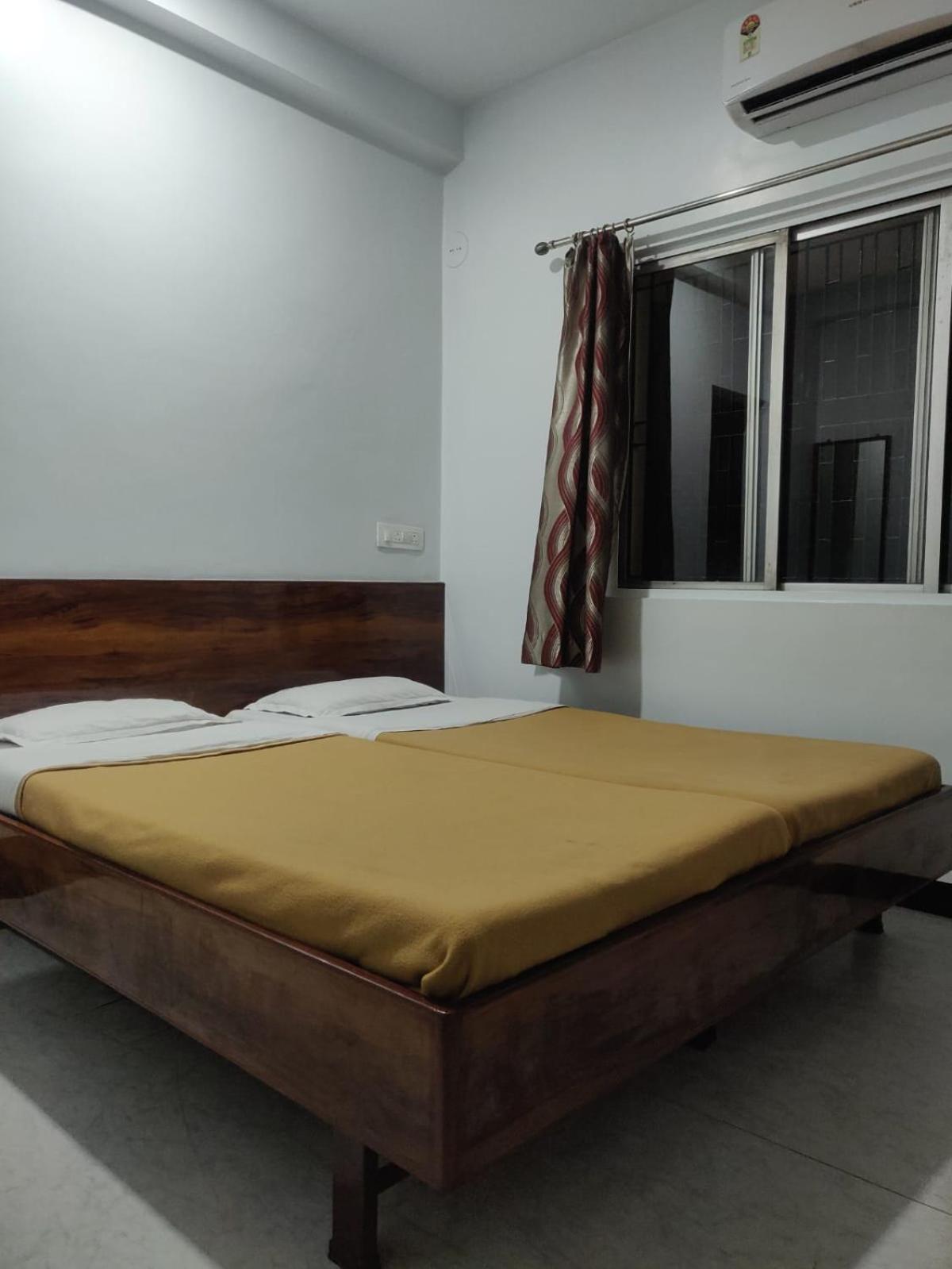 Hotel Parth Residency Kolhapur Exterior foto