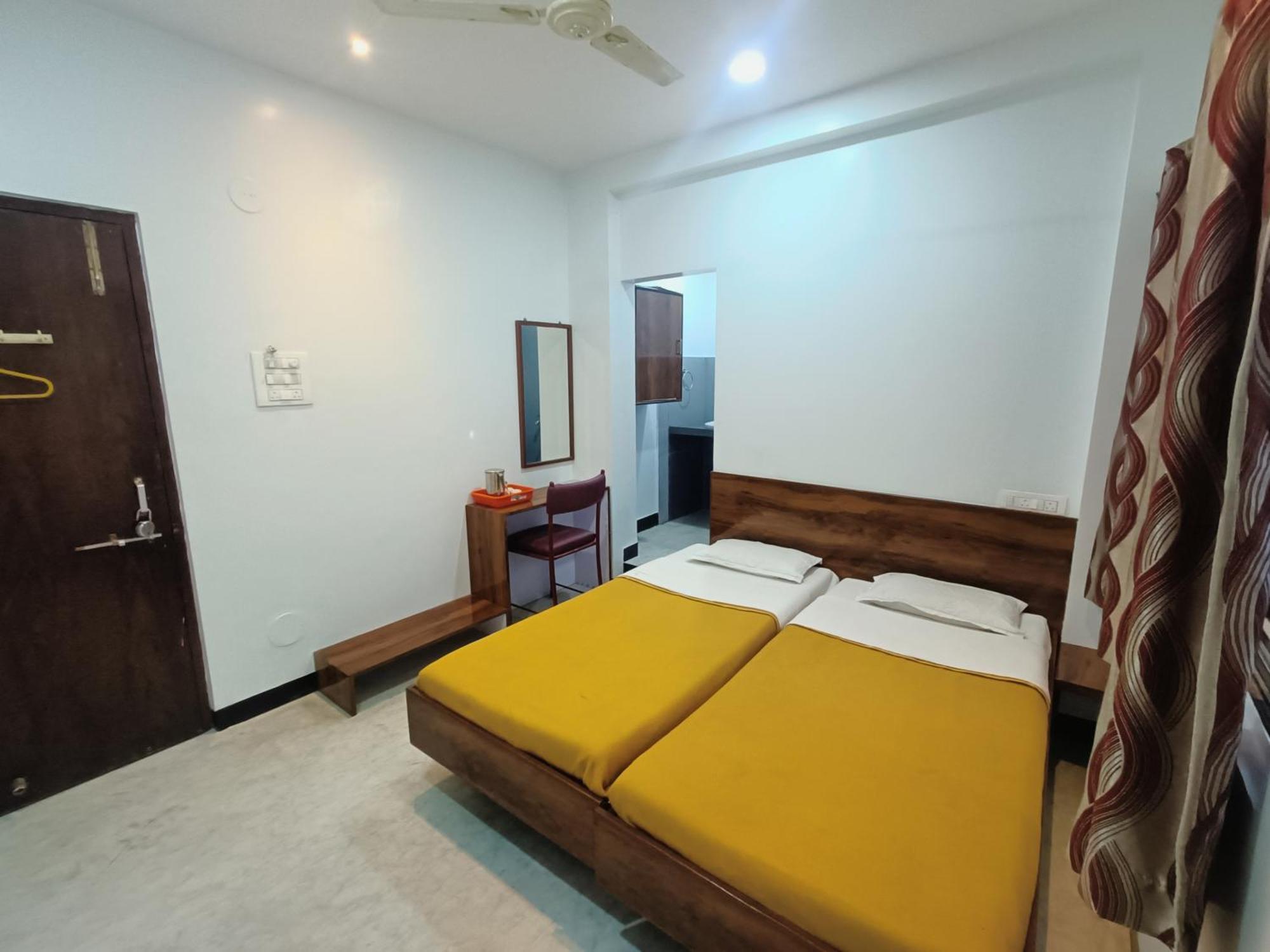 Hotel Parth Residency Kolhapur Exterior foto